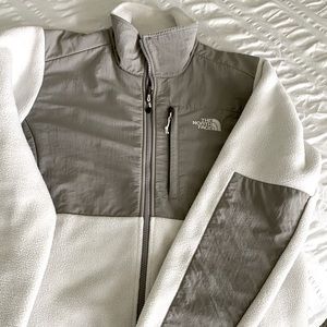 Women's Size Large Northface Denali